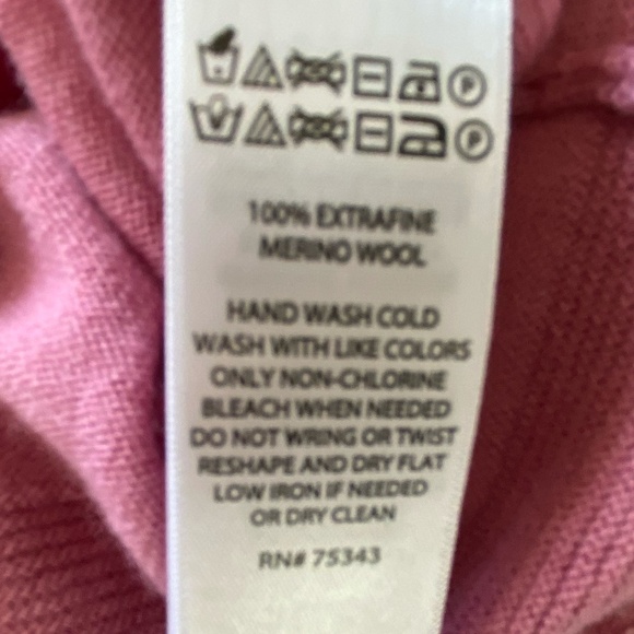 Max Studio Pink Extra Fine Merino Wool V-Neck Short Sleeve Sweater. Sz- L - Picture 12 of 13
